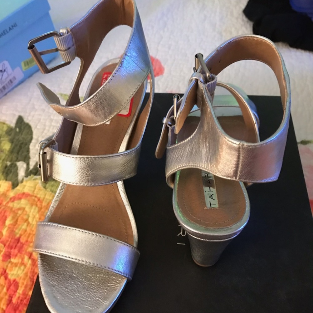 NEW! Silver Leather Tahari Sandals